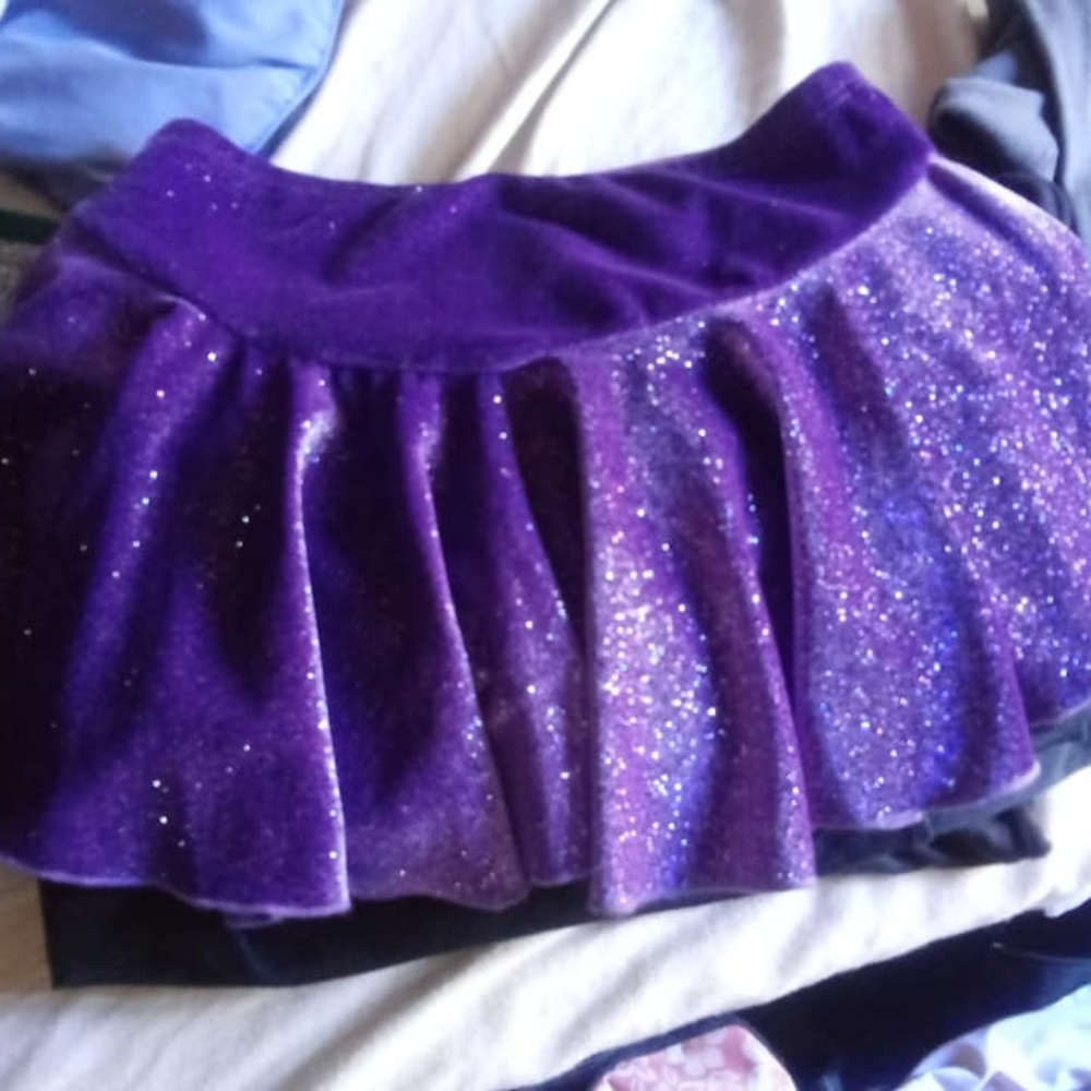 Purple skate/dance skirt - Child Large